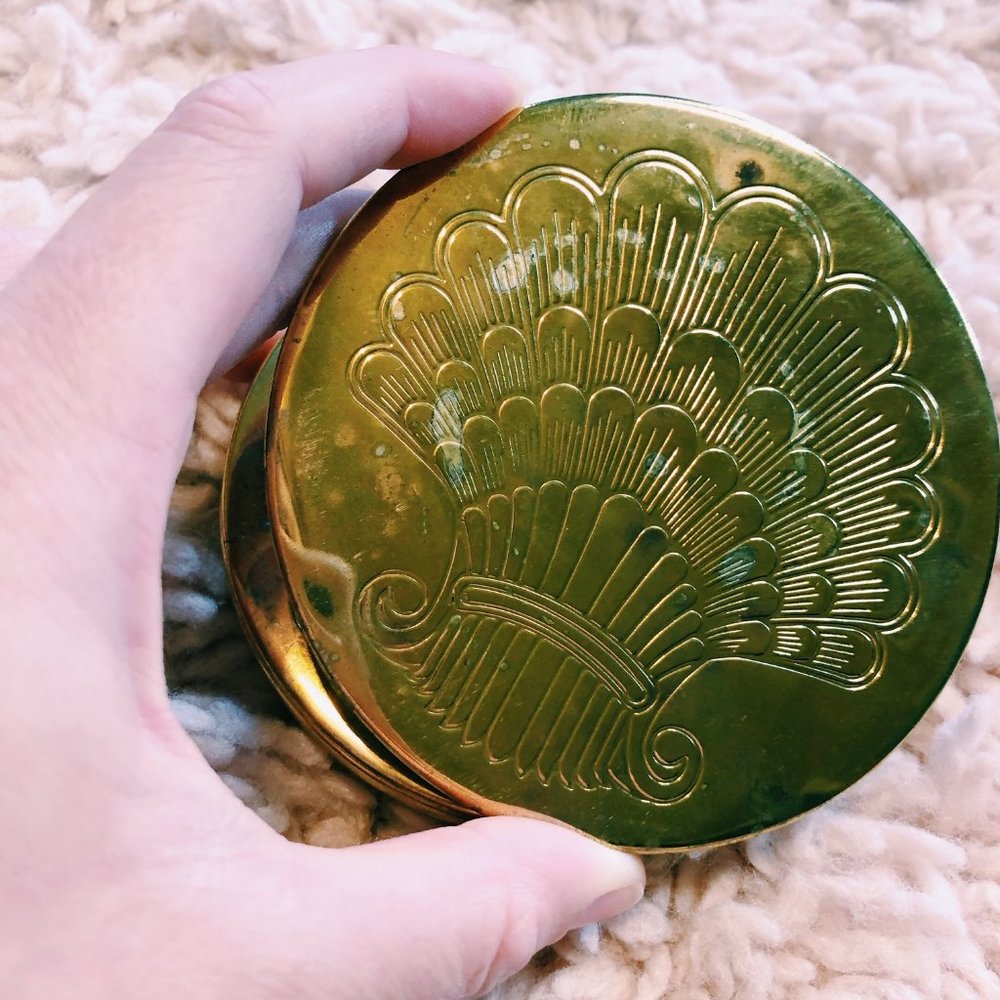 Vintage Set of 6 Gold Seashell Coasters w/ Backing - Picture 6 of 6